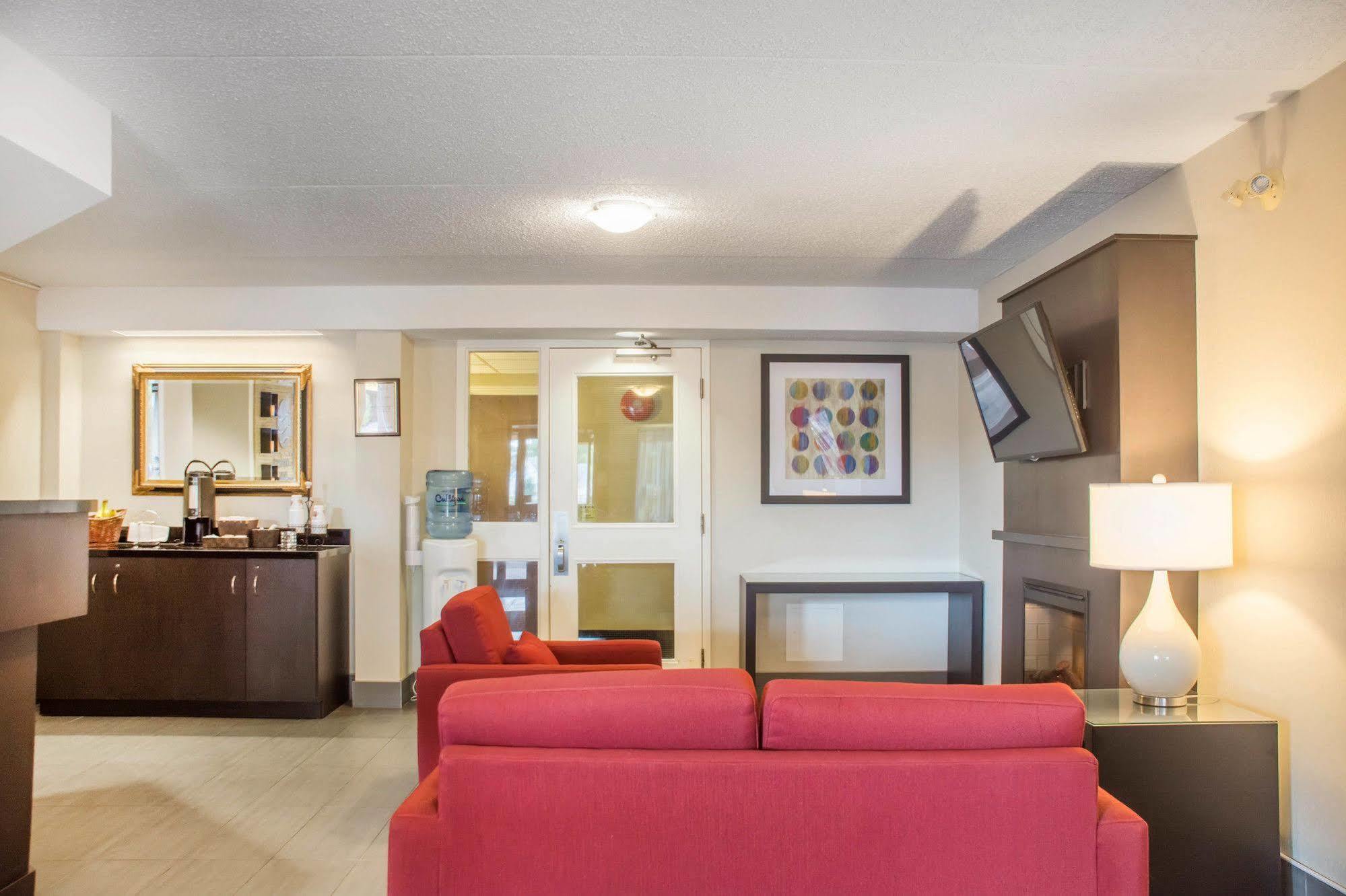 Comfort Inn Brantford Exterior foto